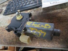 617-00419r Passenger Power Window Motor Excluding Coupe Front Fits 00-05 Focus 81352