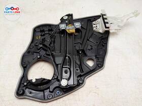 50553777 Alfa Romeo 2017-22 Giulia Rear Left Window Regulator Door Motor Carrier Assy 952