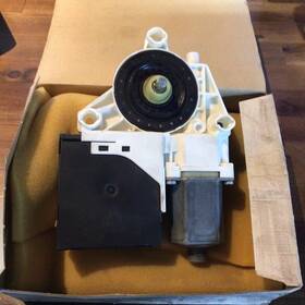 Audi 130 822 263 03-08 A3 8p Right Rear Passenger Window Motor Oem Audi 130 822 263 03-08 A3 8p Right Rear Passenger Window Motor Oem