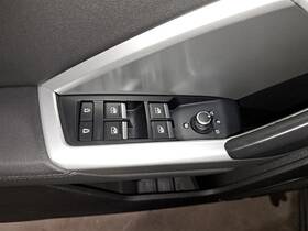 641-10766l Audi Lh Driver Side Front Door Window Switch 2020 Q3 Sku#4023389 641-10766l Audi Lh Driver Side Front Door Window Switch 2020 Q3 Sku#4023389