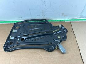 8f839397c Audi 2010-2016 A5 Rear Left Quarter Window Regulator Motor Oem 8f839397c Audi 2010-2016 A5 Rear Left Quarter Window Regulator Motor Oem