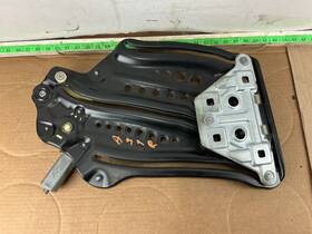 8f839398c Audi 2010-2016 A5 Rear Right Quarter Window Regulator Motor Oem 8f839398c Audi 2010-2016 A5 Rear Right Quarter Window Regulator Motor Oem