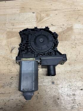 8n7959802b Audi Oem Tt Mk1 00-06 Passenger Side Window Motor Right 8n7 959 802 B 8n7959802b Audi Oem Tt Mk1 00-06 Passenger Side Window Motor Right 8n7 959 802 B