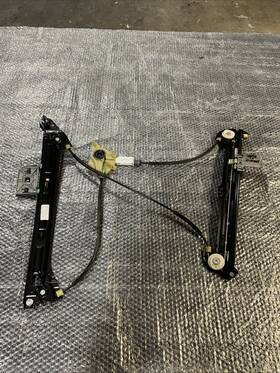 989583 Audi 2012-2018 A7 Quattro 4g8 Fl/fr Side Door Panel Window Regulator Oem
