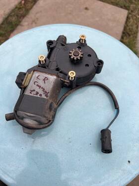 0130821164 Bmw E30 Convertible Rear Left Window Motor Lifter With Hdwe Oem 021
