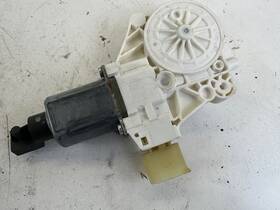 031.0 Bmw M4 Left Window Motor F82 F80 15-20 Oem 7 046 031.0 Bmw M4 Left Window Motor F82 F80 15-20 Oem 7 046