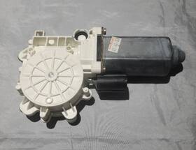 67628352162 Bmw 05360002/01 1995-2001 740il 750il Rear Right Passenger Door Window Motor 67628352162 Bmw 05360002/01 1995-2001 740il 750il Rear Right Passenger Door Window Motor