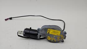9929000069 Bmw 2318600800 2011-2016 M5 F10 Rear Air Deflector Motor Roller Engine Oem