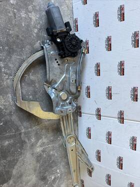 1977580.9 Bmw 51.33 Coupe Convertible Oem Right Passenger Window Regulator And Motor 107