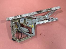 51331921471 Bmw E28 535i Front Left Electric Window Regulator Lifter W Motor Oem 173k Miles 51331921471 Bmw E28 535i Front Left Electric Window Regulator Lifter W Motor Oem 173k Miles