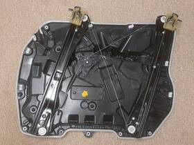 51339463719 Bmw 2019 - 25 X7 G07 Front Left Driver Door Window Regulator And Carrier Oem