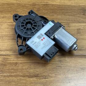 5a607f2 Bmw 2019 - 2025 330i G20 Front Right Power Window Motor 10k Miles Oem 5a607f2 Bmw 2019 - 2025 330i G20 Front Right Power Window Motor 10k Miles Oem