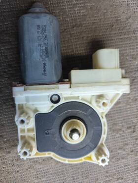 628382001 Bmw 2002 2003 2004 2005 745li Rear Left Side Window Motor Oem 628382001 Bmw 2002 2003 2004 2005 745li Rear Left Side Window Motor Oem