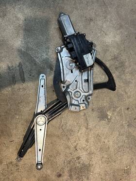 67628360570 Bmw Right Passenger Window Motor For E-36 Coupe