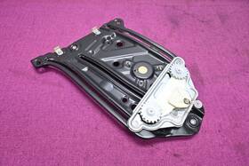 7165593 Bmw E88 128 135 Convertible Rear Left Driver Window Regulator Motor Assembly Oem