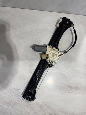7166682 Bmw 07-13 E70 X5 Rear Right Passenger Door Window Regulator Motor Oem 041420 7166682 Bmw 07-13 E70 X5 Rear Right Passenger Door Window Regulator Motor Oem 041420