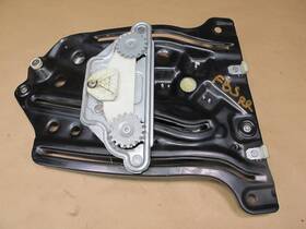 7303788 Bmw 12-18 F12 Convertible Rear Right Side Quarter Window Regulator W Motor Oem