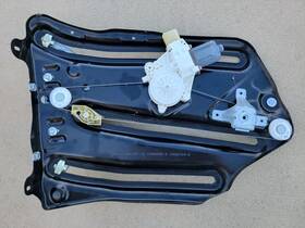 7363837 Bmw 2015-2020 435i F33 Convertible Rear Left Side Quarter Ragulator And Motor Oem 7363837 Bmw 2015-2020 435i F33 Convertible Rear Left Side Quarter Ragulator And Motor Oem