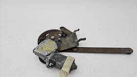 821027 Bmw 72-81 E12 5-series Rear Right Passenger Side Window Regulator With Motor Oem