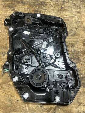8498853 Bmw M340i 330i G20 Front Right Passenger Side Window Regulator 2019 - 2021 Oem 8498853 Bmw M340i 330i G20 Front Right Passenger Side Window Regulator 2019 - 2021 Oem