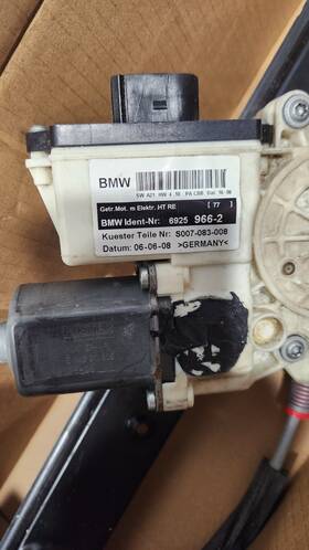 966-2 Bmw 966-2. Left Rear Power Window Regulator 966-2 Bmw 966-2. Left Rear Power Window Regulator