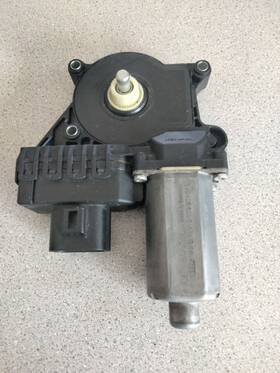 84381nqyz Bosch For 2005-2009 Ford Mustang Window Motor Rear Left Convertible Quarter 2006 2007 84381nqyz Bosch For 2005-2009 Ford Mustang Window Motor Rear Left Convertible Quarter 2006 2007