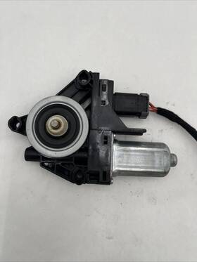 130609 Brose 2014 - 2022 Jeep Cherokee Front Right Door Window Motor Passenger Side Oem 130609 Brose 2014 - 2022 Jeep Cherokee Front Right Door Window Motor Passenger Side Oem