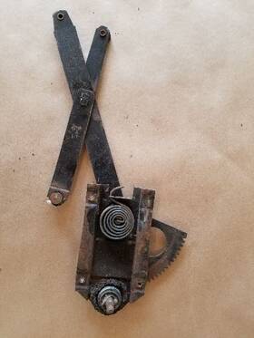 125.gm4s51 Buick 1951 Special Passenger Front Window Regulator 125.gm4s51 Buick 1951 Special Passenger Front Window Regulator