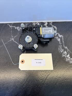98840-d2u10 Buick 16-20 Envision Rear Left Driver Side Door Window Regulator Motor Oem N-046 98840-d2u10 Buick 16-20 Envision Rear Left Driver Side Door Window Regulator Motor Oem N-046