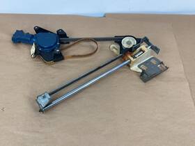 20177132 Cadillac 1980-1985 Seville Window Regulator Passenger Front Rh Oem