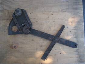 Regulator-4 Cadillac 4572671 1950 1951 1952 1953 Buick Left Front Door Window Regulator-4/door Sedan