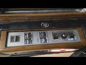 641.gm6r81 Cadillac Fleetwood 1981 Front Door Switch 423217 641.gm6r81 Cadillac Fleetwood 1981 Front Door Switch 423217