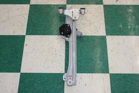 135-279l Chevrolet 14-18 Silverado Crew Rear Driver Side Left Lh Power Window Glass Regulator Oem 135-279l Chevrolet 14-18 Silverado Crew Rear Driver Side Left Lh Power Window Glass Regulator Oem