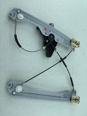 84107263 Chevrolet Front Left Door Regulator Chevy Malibu 16 - 24