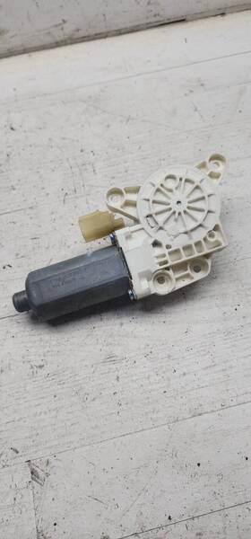 0130821476 Chrysler 2008 Sebring Mk3 Convertible Passenger Front Window Motor