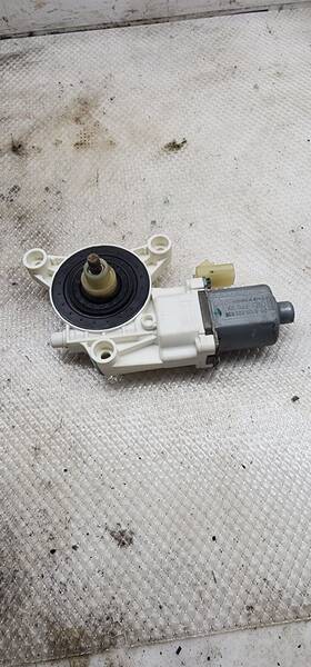 0130822936 Chrysler 200 S Left Driver Rear Door Window Regulator Motor 15 16 17
