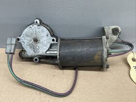 2520903 Chrysler 1969 1973 Imperial Right Front Passenger Door Window Motor Oem 2520903 Chrysler 1969 1973 Imperial Right Front Passenger Door Window Motor Oem