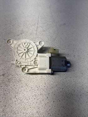 3035783-a Chrysler 2015-2017 Dodge 200 Right Rear Window Motor Oem