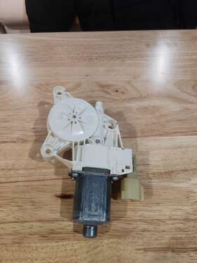 68249049aa Chrysler 2015-2017 200 Front Left Driver Side Door Window Regulator Motor Oem