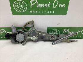 85710-33261 Denso Oem 2013-2016 Lexus Es300h Es350 Front Passenger Door Window Regulator With Motor