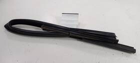 746.ch2k14 Dodge Avenger Door Glass Window Seal Rubber Right Passenger Rear Back 2014 2013 2012 746.ch2k14 Dodge Avenger Door Glass Window Seal Rubber Right Passenger Rear Back 2014 2013 2012