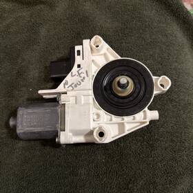 962581100 Dodge 2009-2020 Journey Driver Front Left Door Window Motor Oem 684 962581100 Dodge 2009-2020 Journey Driver Front Left Door Window Motor Oem 684