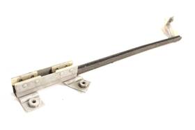 850433 Factory/oem Triumph Tr4 Tr4a Right Rh Side Door Rear Window Channel Assembly