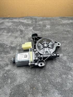 0130822090 Fomoco 2020-2023 Ford Escape Rear Left Side Door Panel Window Regulator Motor Oem 0130822090 Fomoco 2020-2023 Ford Escape Rear Left Side Door Panel Window Regulator Motor Oem