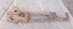 11a-7023200 Ford 23200 1941 - 1948 2dr Sedan Right Door Window Regulator Mech Original Club Cpe 11a-7023200 Ford 23200 1941 - 1948 2dr Sedan Right Door Window Regulator Mech Original Club Cpe