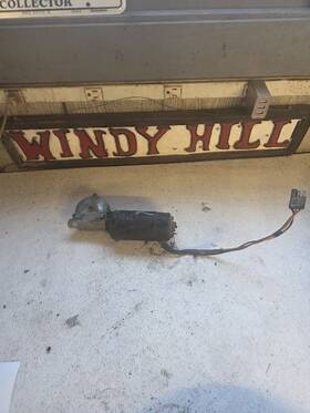 617.fd1w64 Ford 64 65 66 Thunderbird Drivers Rear Quarter Window Motor 617.fd1w64 Ford 64 65 66 Thunderbird Drivers Rear Quarter Window Motor