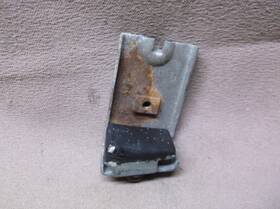 C9az-6521760-a Ford 1969 1970 Mercury Cougar Xr7 Mustang Boss Door Glass Front Stop Bracket