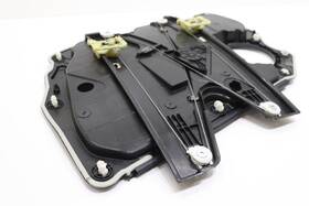 Lj8z5823201b Ford 2021 - 2025 Mustang Mach-e Front Left Door Window Regulator With Carrier Oem