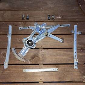 Wra51920 Ford 99-04 Mustang Window Regulator With Guides Tracks Rh Right Passenger Side Oem