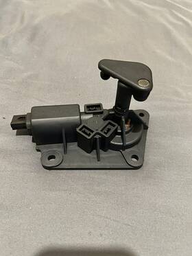 Yc35-783030 Ford 00-05 Excursion Rh Right Rear Passenger Side Vent Window Motor Oem Yc35-783030 Ford 00-05 Excursion Rh Right Rear Passenger Side Vent Window Motor Oem